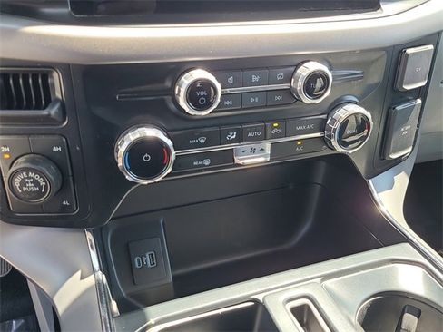 Used 2024 Ford F150 XLT w/ Mobile Office Package image 32