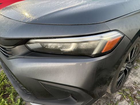 Used 2022 Honda Civic EX image 4