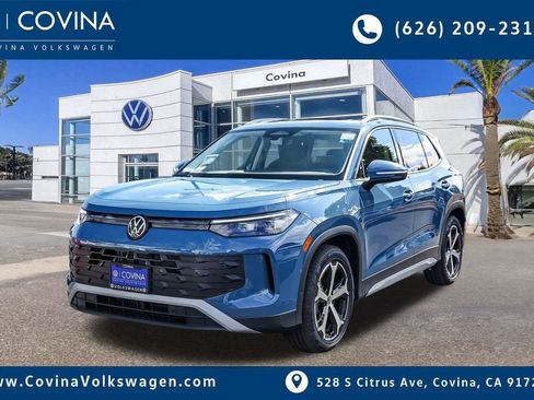 New 2026 Volkswagen Tiguan SE image 3