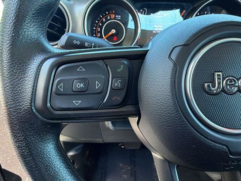 Used 2022 Jeep Wrangler Sport AWD/4WD image 20