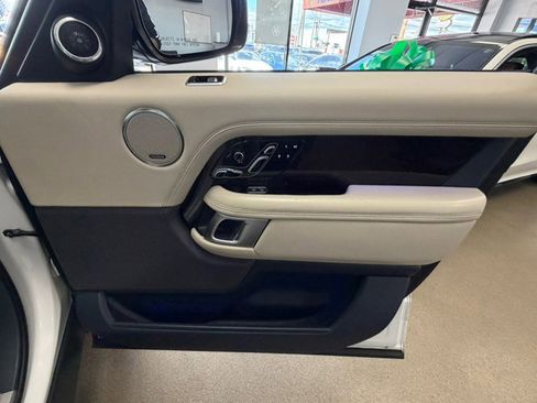 Used 2019 Land Rover Range Rover Supercharged AWD/4WD image 30