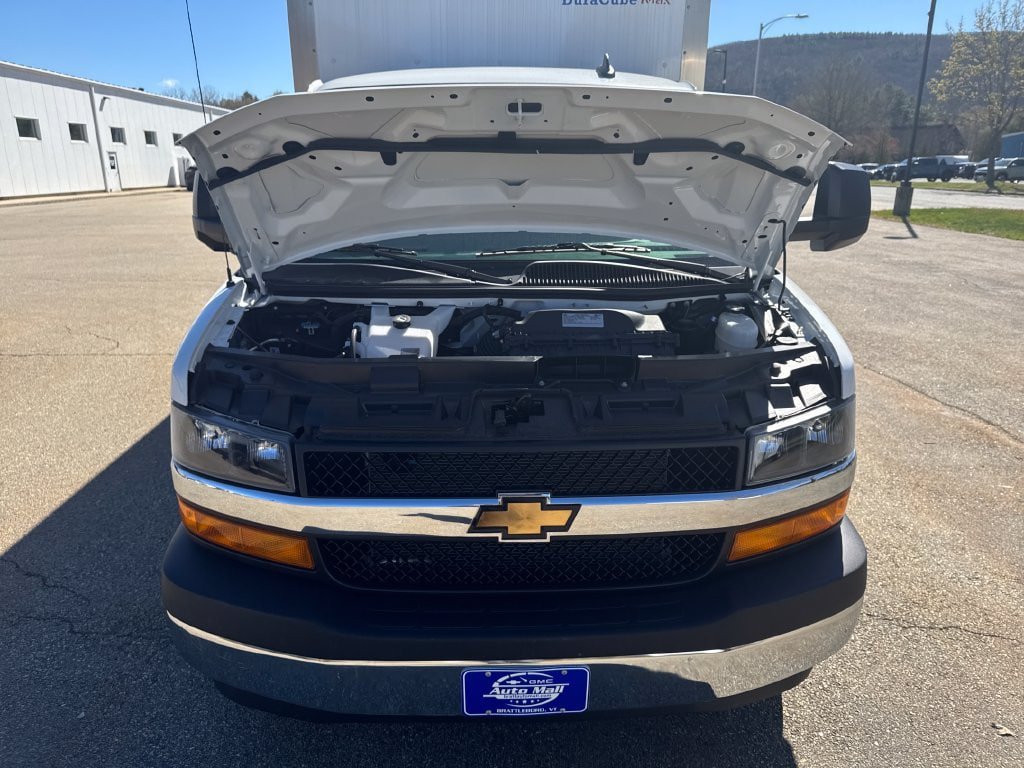 New 2026 Chevrolet Express 3500 w/ Power Convenience Package RWD image 16