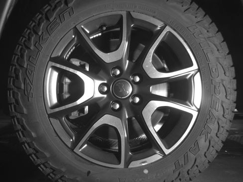 Used 2025 Jeep Compass Trailhawk image 12