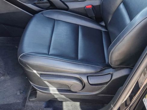 Certified 2025 Kia Telluride LX image 21