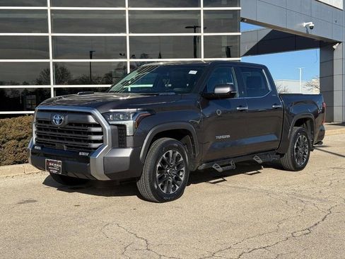 Used 2023 Toyota Tundra Limited image 7