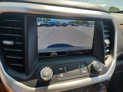 Used 2023 GMC Acadia SLE w/ Driver Convenience Package AWD/4WD image 22