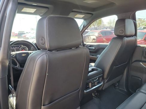 Used 2021 Chevrolet Silverado 1500 High Country image 14
