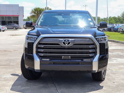 Used 2024 Toyota Tundra Limited AWD/4WD image 28