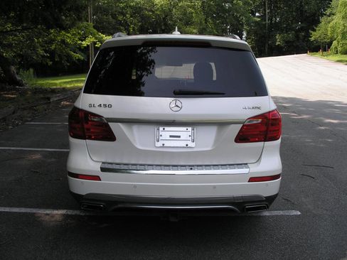Used 2013 Mercedes-Benz GL 450 4MATIC image 5