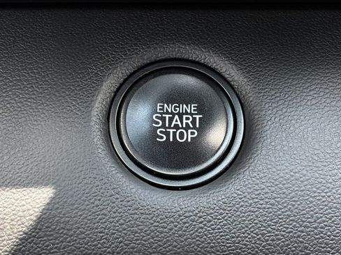 Certified 2025 Hyundai Elantra Sport FWD image 27