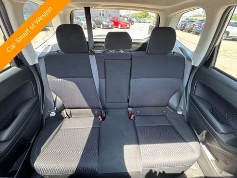 Used 2017 Subaru Forester 2.5i Premium w/ All-Weather Package AWD/4WD image 15