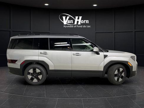 New 2026 Hyundai Santa Fe SEL image 2