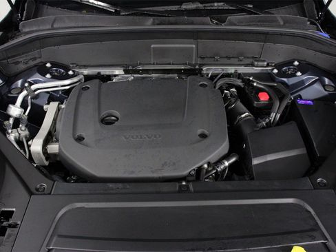 New 2025 Volvo XC90 B6 Ultra image 12