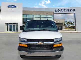 Used 2025 Chevrolet Express 2500 w/ Driver Convenience Package RWD video 2