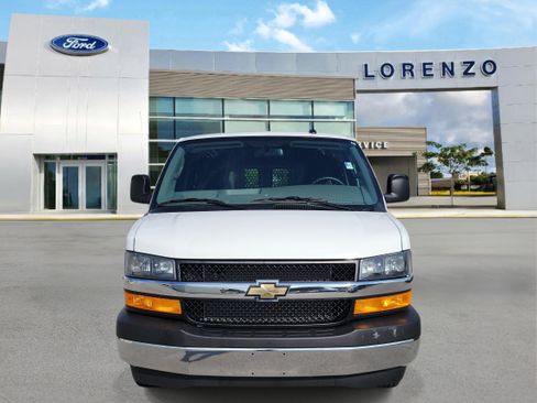 Used 2025 Chevrolet Express 2500 w/ Driver Convenience Package RWD image 2