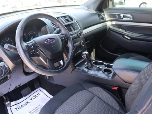 Used 2019 Ford Explorer XLT w/ Class II Trailer Tow Package image 22
