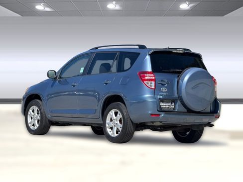 Used 2011 Toyota RAV4 4WD w/ Upgrade Value Pkg image 3