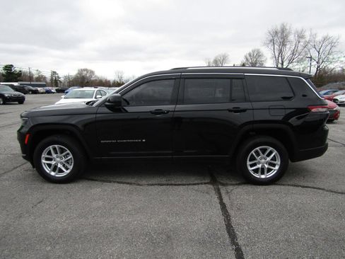Used 2022 Jeep Grand Cherokee L Laredo w/ Luxury Tech Group I AWD/4WD image 4