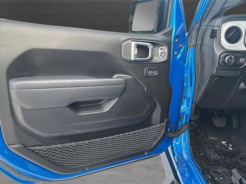 Used 2024 Jeep Wrangler Sport S image 20