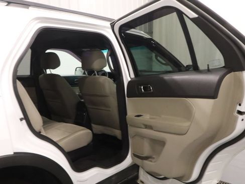 Used 2013 Ford Explorer 4WD image 13