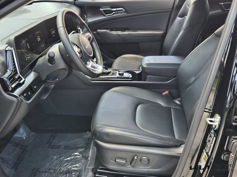 Certified 2024 Kia Sportage EX FWD image 10