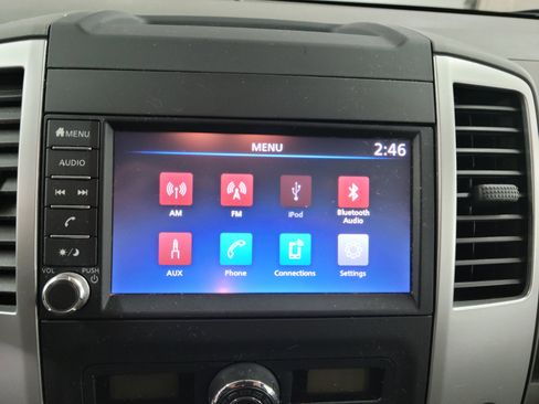 Used 2021 Nissan Frontier SV w/ Midnight Edition Floor Mats image 16