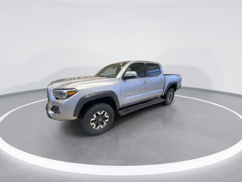 Certified 2023 Toyota Tacoma TRD Off-Road w/ Advanced Technology Package image 4