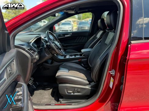 Used 2020 Ford Edge ST w/ Equipment Group 401A AWD/4WD image 12
