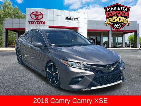 Used 2018 Toyota Camry XSE FWD image 1