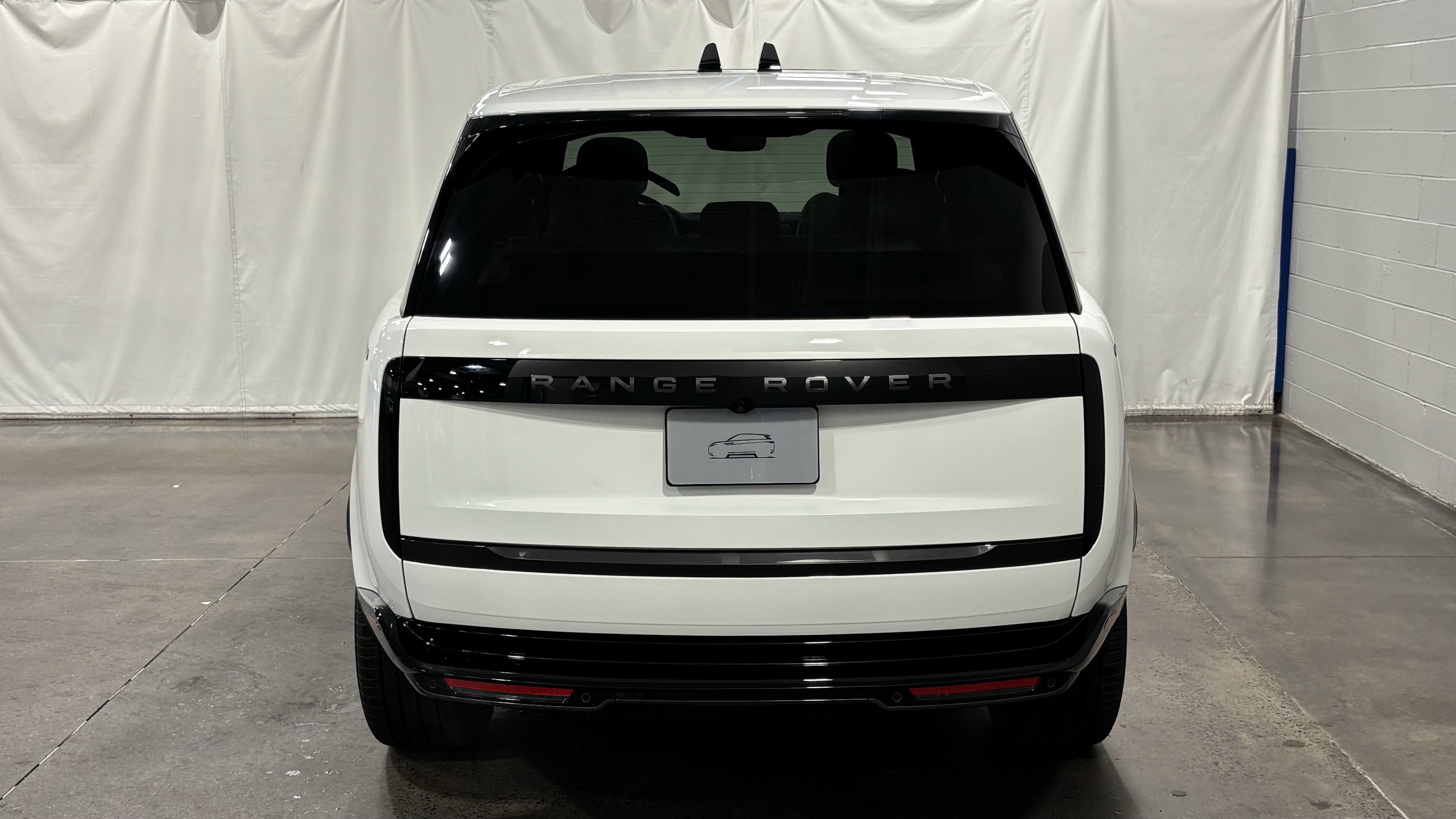 New 2026 Land Rover Range Rover SE AWD/4WD image 8
