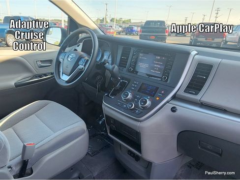 Used 2020 Toyota Sienna LE FWD image 4