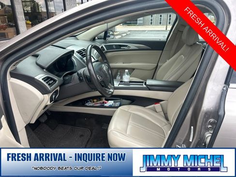 Used 2019 Lincoln MKZ Premiere FWD image 5