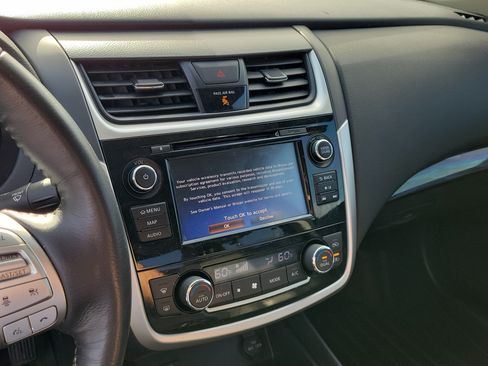 Used 2018 Nissan Altima 2.5 SL w/ 2.5 SL Technology Package FWD image 28