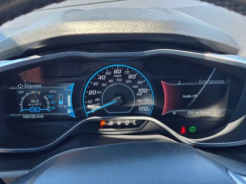 Used 2015 Ford C-MAX Energi SEL w/ Equipment Group 303A FWD image 28