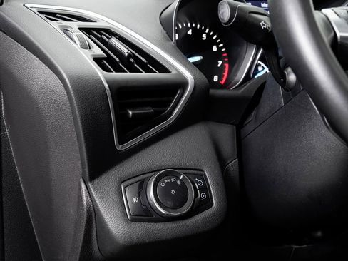 Used 2013 Ford Escape SEL image 10