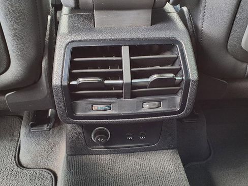 Used 2022 Audi Q3 2.0T Premium Plus w/ Premium Plus Package image 16