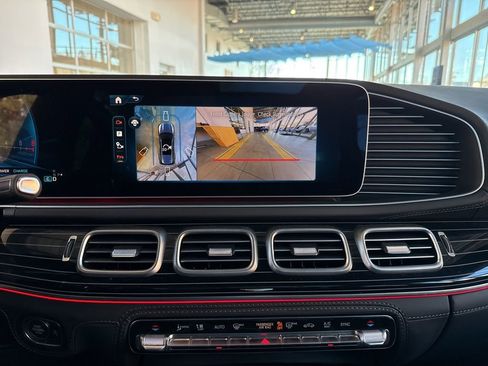 New 2025 Mercedes-Benz GLS 63 AMG 4MATIC image 29