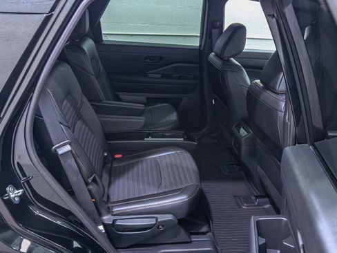 Used 2024 Nissan Pathfinder Rock Creek image 24