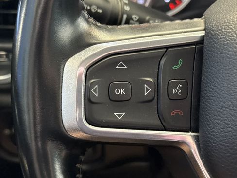 Used 2022 RAM 1500 Laramie w/ Off Road Group AWD/4WD image 25
