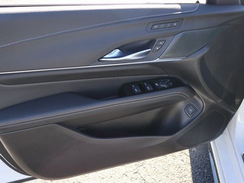 Used 2022 Cadillac CT4 V Blackwing w/ Technology Package image 11