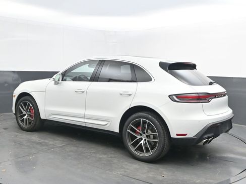 Used 2023 Porsche Macan S image 3