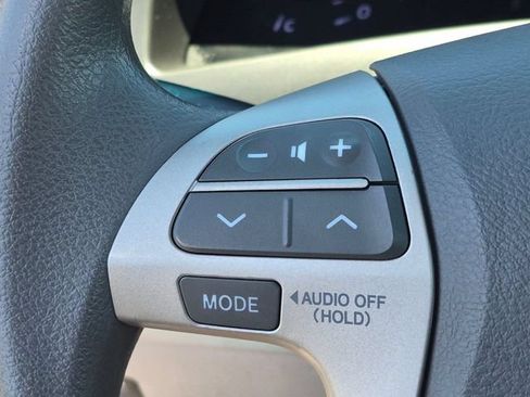 Used 2011 Toyota Camry LE FWD image 15