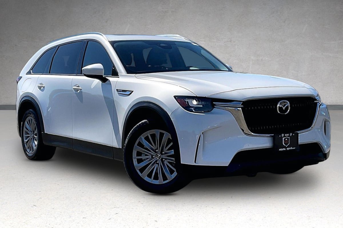 Used 2024 MAZDA CX-90 Plug-In Hybrid w/ Preferred AWD/4WD image 2