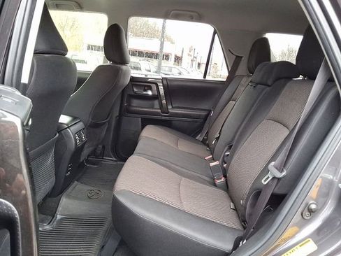 Certified 2018 Toyota 4Runner TRD Off-Road image 11