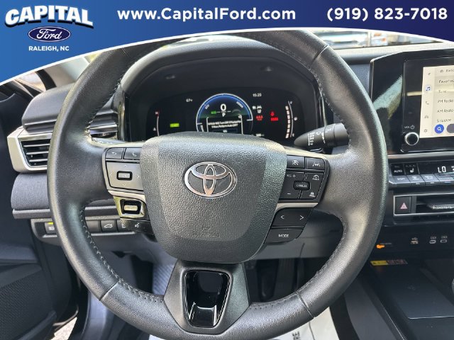 Used 2025 Toyota Camry LE w/ Convenience Package FWD image 24