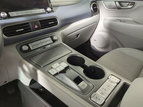 Used 2021 Hyundai Kona Ultimate image 18