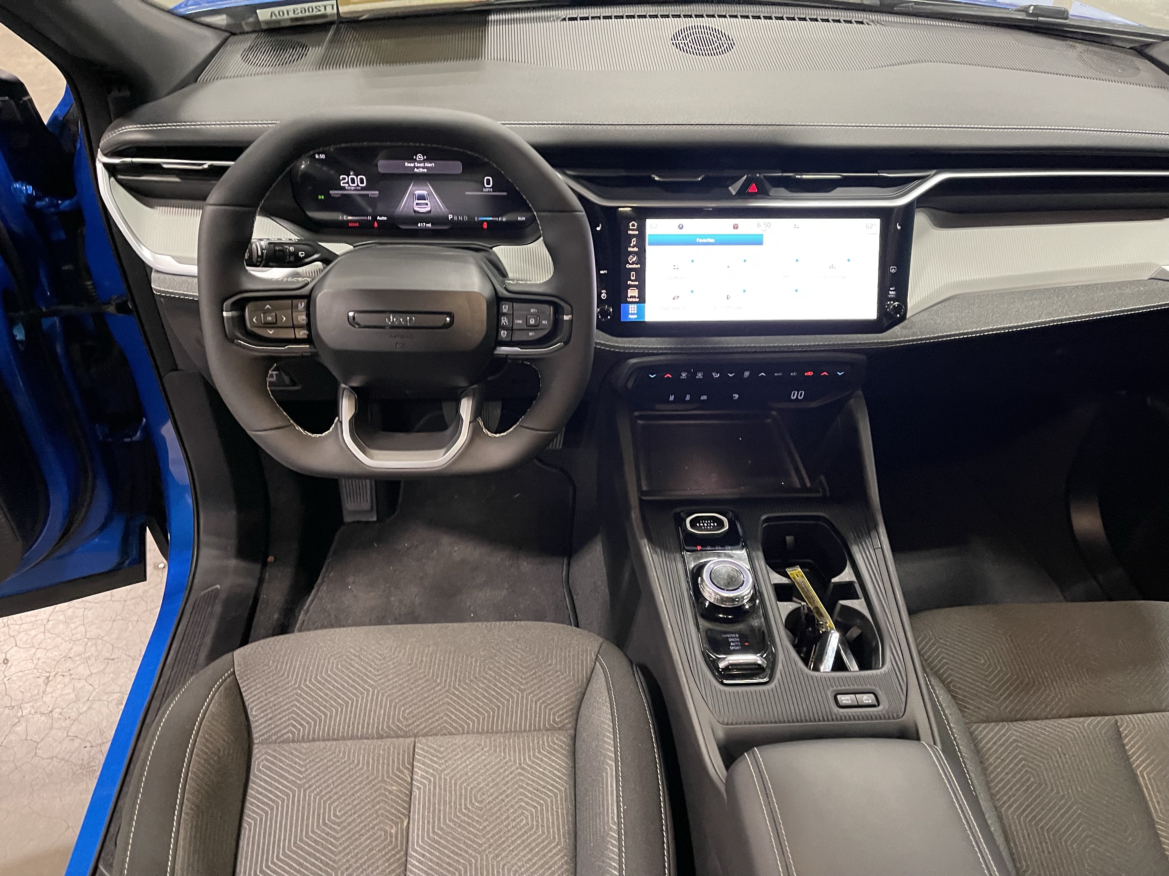Certified 2026 Jeep Cherokee Laredo AWD/4WD image 12