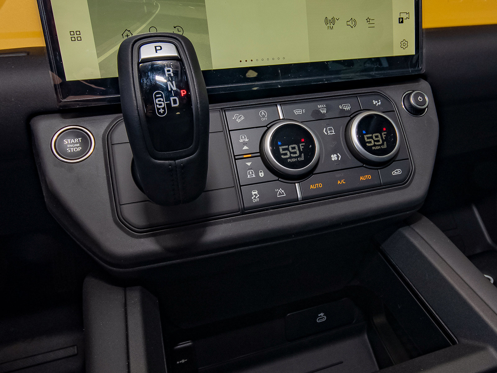New 2026 Land Rover Defender 110 AWD/4WD image 26