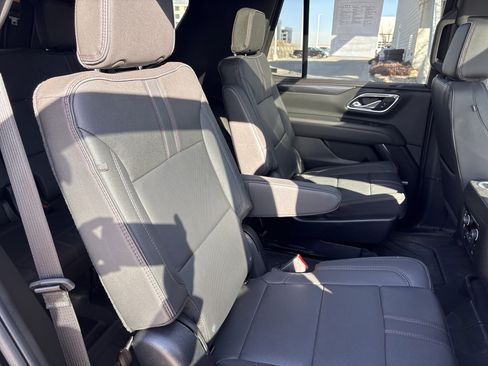 Used 2024 Chevrolet Tahoe RST w/ Luxury Package image 23