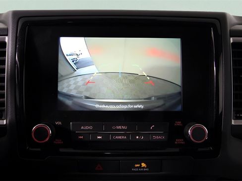 Used 2022 Nissan Frontier SV image 18